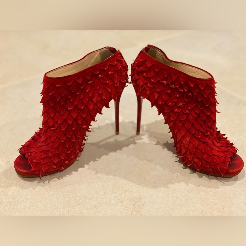 Christian Louboutin red fringe suede. Vintage!size 39